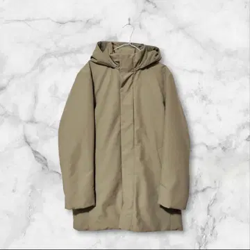 유니클로 하이브리드 다운 코트 베이지 L