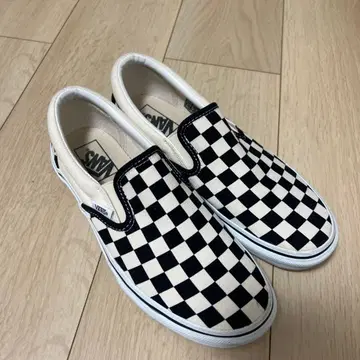 VANS 체커 패턴 슬립온