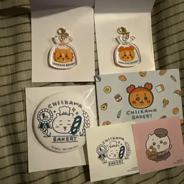 치이카와 베이커리 아크릴 참 시사 카니짱 캔뱃지 1주년