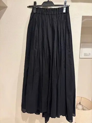willfully 블랙 플리츠 스커트 프리 사이즈