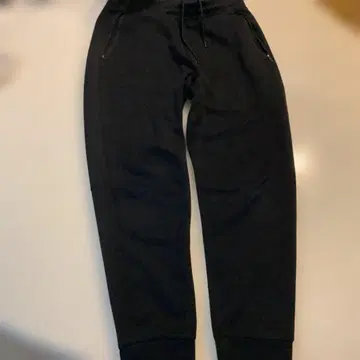 유니클로 블랙 조거 팬츠 S 사이즈 허리 72  90 인심 84