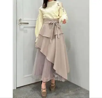 [ 미사용 새상품 ] dazzlin 아지메 티어드 플리츠 스커트II