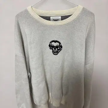 youngersong 스컬 니트