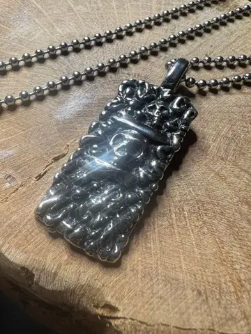 ED HARDY 스테인리스 펜던트 탑 체인 포함