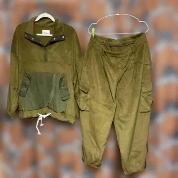 MEDE 19F 플리스 자켓과 카고 팬츠 세트