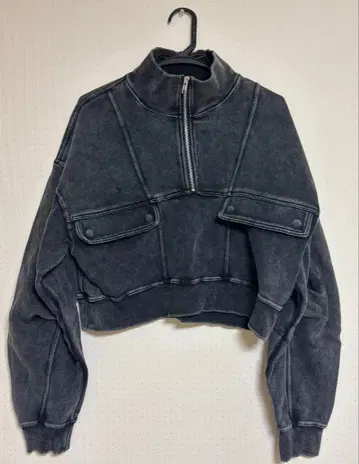 jeanasis 블리치 하프 ZIP 숏 풀오버 크롭 맨투맨