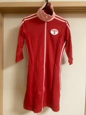 [ 미사용 새상품 새상품급 ] adidas 빨간색 집업 원피스