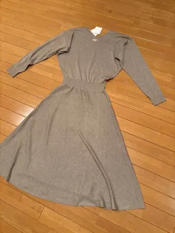 Matresse 니트 원피스 9호 V넥