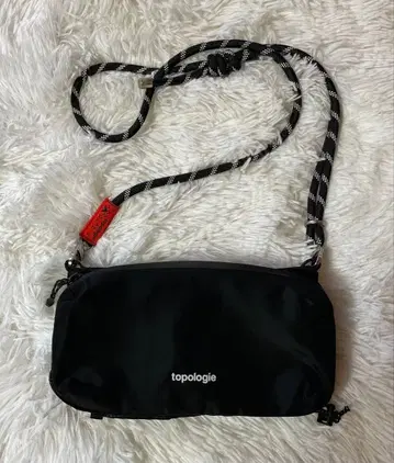 컨디션 최상 topologie 토폴로지 보틀 사코슈 숄더백