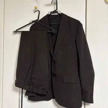 BEAUTY & YOUTH 다크 브라운 수트 세트