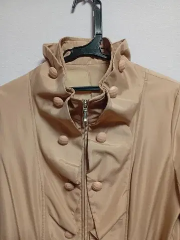 Prime stage 레어 프릴 트렌치 스프링 코트 페미닌 새상품급