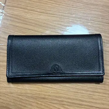 트루사르디 블랙 가죽 장지갑