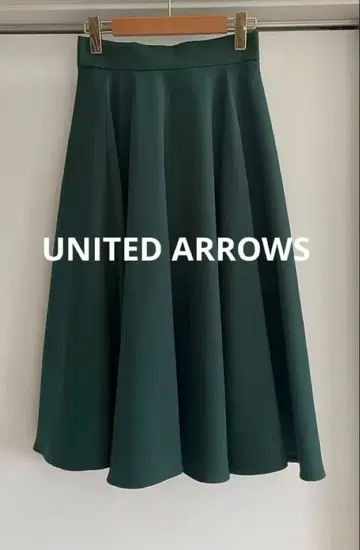 UNITED ARROWS 플레어 스커트