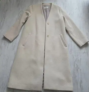 N. NaturalBeauty Basic 아이보리 체스터 코트