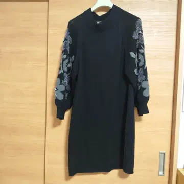 BEARDSLEY 니트 원피스