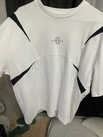 정가보다 2000엔 저렴! 크로노스 CRONOS 화이트 T셔츠 M