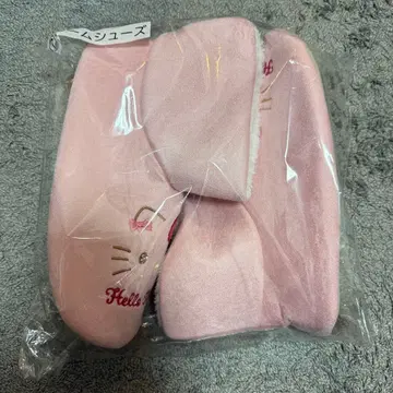 헬로키티 1번 복권 룸슈즈