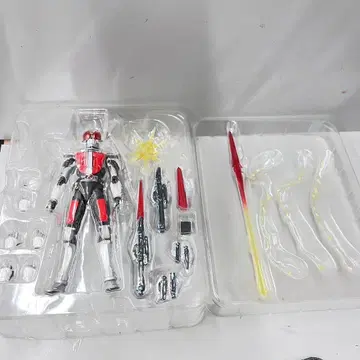 S.H. 피규아트 가면라이더 덴오