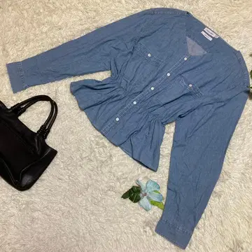 새상품급 캘빈클라인 긴팔 셔츠 옅은 블루 로고 자수 허리밴딩 XL 사이즈