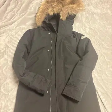 PYRENEX 블랙 다운 자켓 M 사이즈