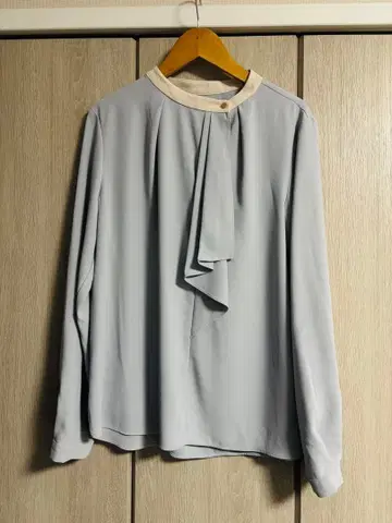 (미사용 새상품) 로페피크닉 보타이 바이컬러 블라우스