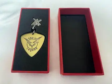 헤븐 번즈 레드 카야모리 츠키카 기타 피크 목걸이