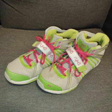 라이카 테나시티 ryka TENACITY 피트니스 size 25cm