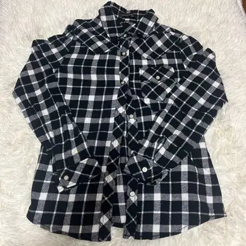 새상품급 Sunny Daisy 여성용 커터 셔츠 M 사이즈 체크 무늬