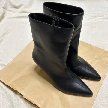 ZARA 부츠 24cm