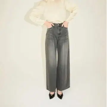 CLANE x Suzu TUCK WIDE DENIM PANTS