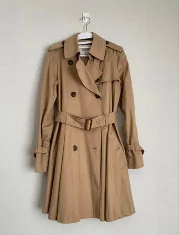 로페 트렌치코트 사이즈 36