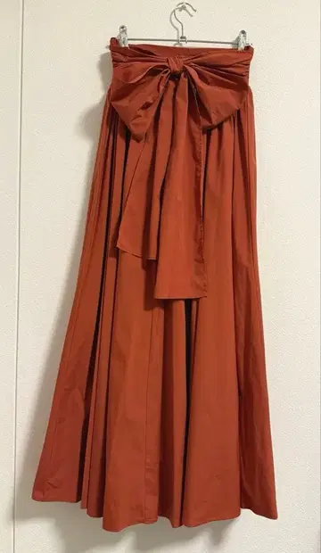 and couture 리본 포함 플레어 롱 스커트 레드