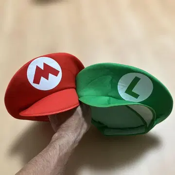 마리오와 루이지의 모자 세트