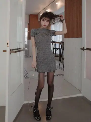 리본 셔링 깅엄 미니 원피스