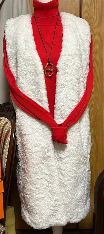 보르지 보아 베스트 미사용 화이트