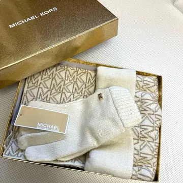 새상품 MICHAELKORS MK 로고 패턴 기프트 머플러 장갑 모자