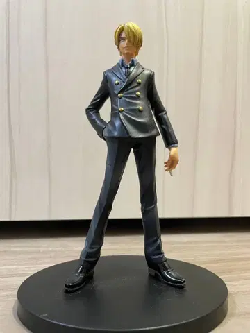 원피스 상디 수트 피규어