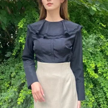 CELFORD 스캘럽 칼라 블라우스 블랙