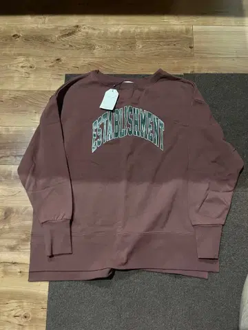 차오패닉 티피 CIAOPANIC TYPY 브라운 맨투맨