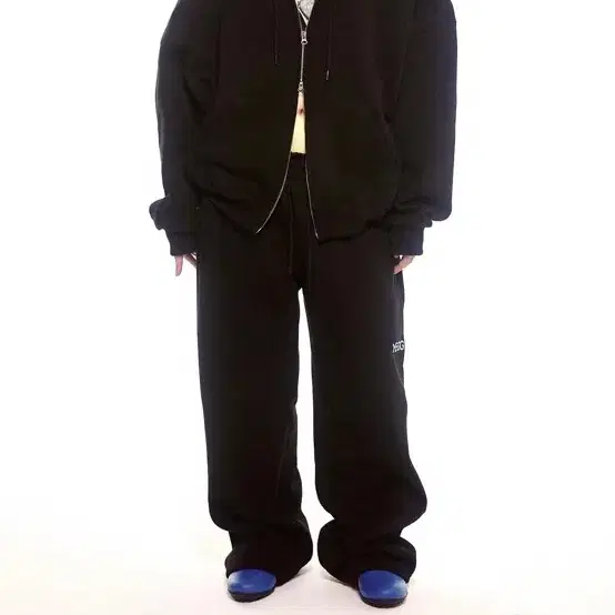 Yegg wing hoodie zip-up training pants set Yegg | Bunjang Global