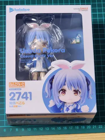 넨도로이드 우사다 페코라 캐주얼 의상 Ver.