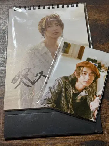 코마키네 아오타 탁상 달력 2026 친필 사인 브로마이드 포함