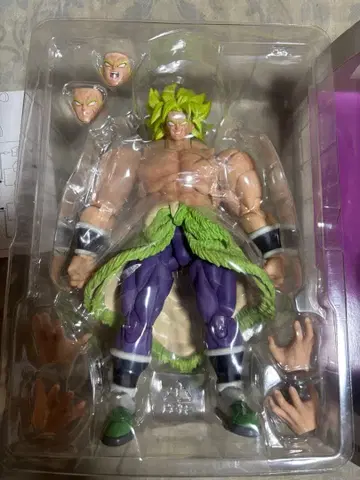 S.H.Figuarts 피규아트 슈퍼 사이어인 브로리 풀파워