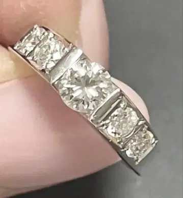 다이아 0.44ct + 0.39ct 플라티나 반지