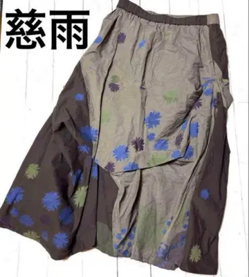 새상품급 지우 센소유니코 변형 스커트 자수 브라운 계열 그레이 L 사이즈