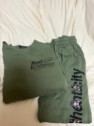 Travis Japan road to a 굿즈 트레이닝복 셋업