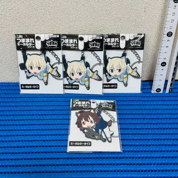 브레이브 위치즈 쮸쮸 키링 카리부치 히카리 니카 v