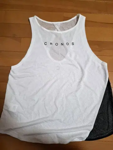 크로노스 탱크탑 화이트 메쉬