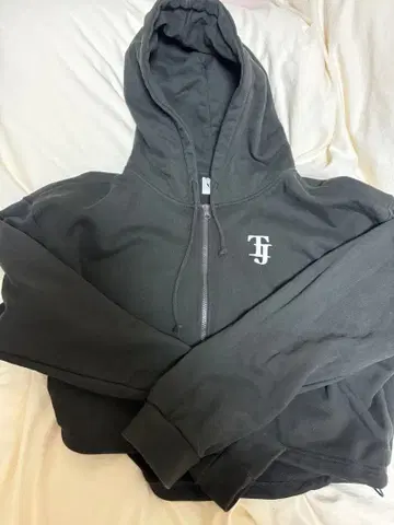 Travis Japan VIIsual 투어 후드티