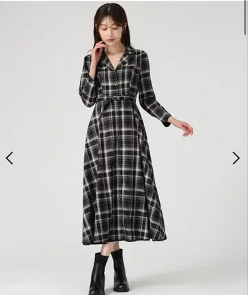 MISCHMASCH 테일러 옷깃 배색 원피스 체크 무늬 블랙